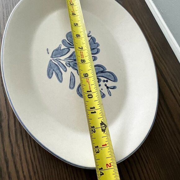 Pfaltzgraff Yorktowne Pattern Stoneware Serving Platter Blue Flower on White - Picture 2 of 5